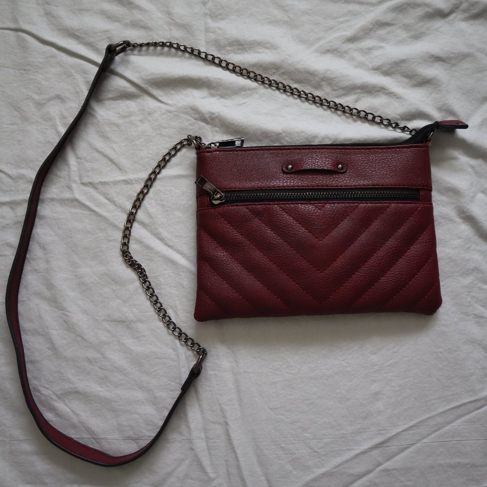 Mix No. 6 Crossbody Bag Chevron Chain Burgundy